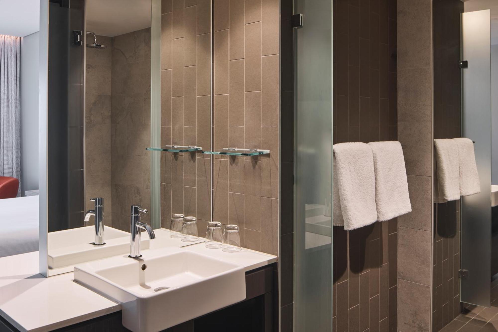 Deluxe Family Suite